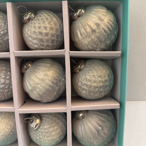 Martha Stewart Christmas Ornaments White And Silver Glitter Ornaments Set Of 12 - Picture 3 of 13